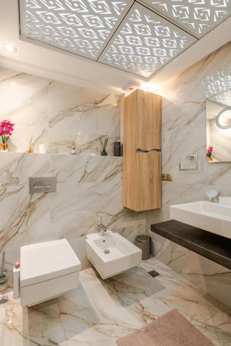 Royale Duplexe Pleine Centre * Tangier